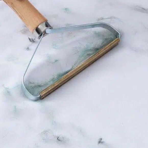 Household, Clothing & Pet Hair Remover Cleansing Brush Tool (Reusable) ~ NEW!!! - Picture 2 of 6